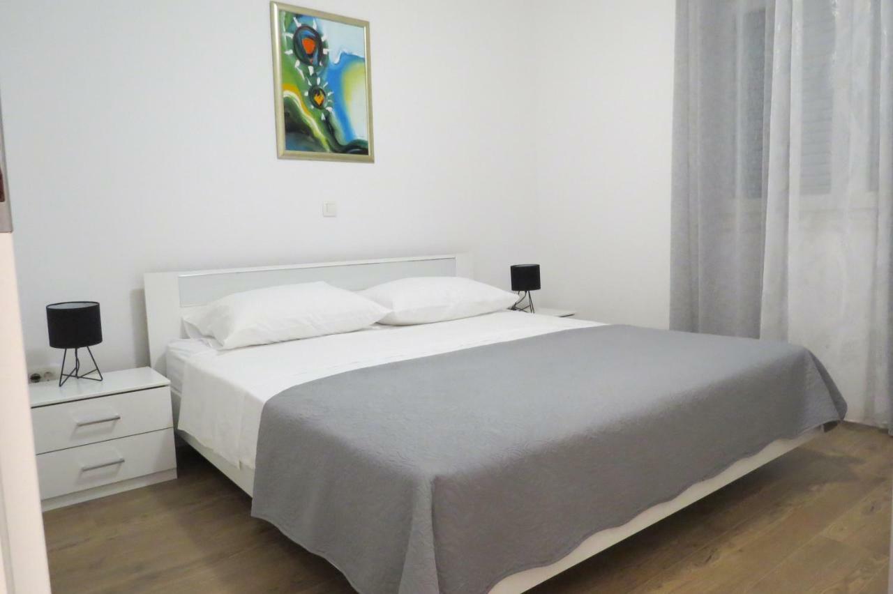 Grey House Zadar Apartment Bagian luar foto